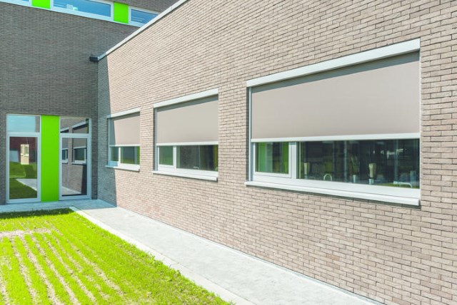 Вертикальные маркизы  экраны  ZIP