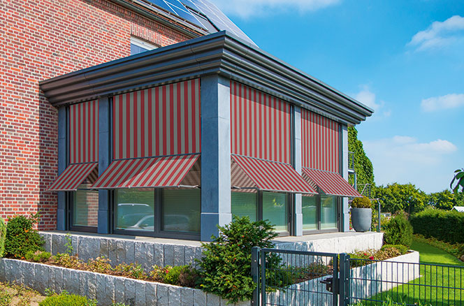 Фасадные маркизы