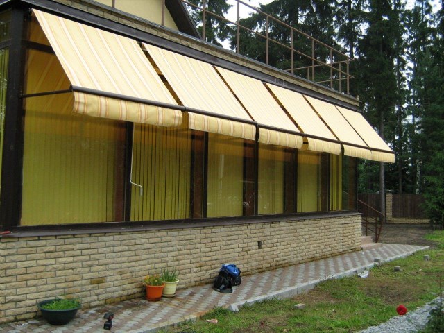 Фасадные маркизы