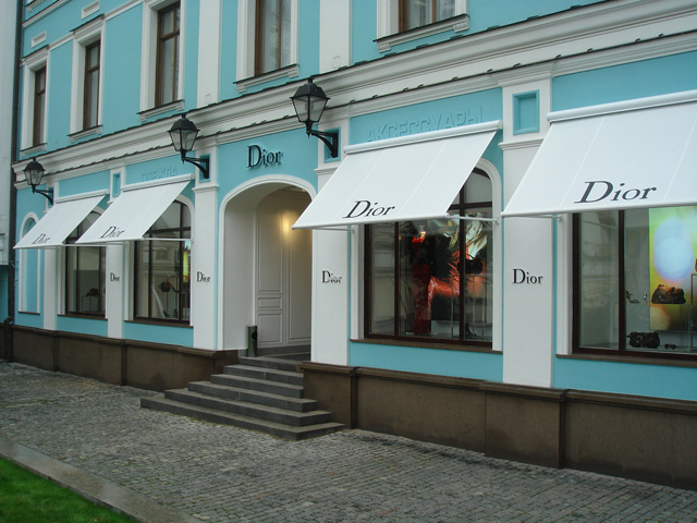 Фасадные маркизы