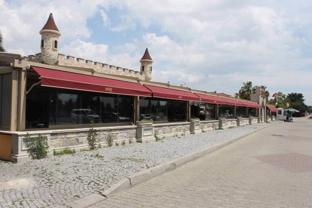 Фасадные маркизы