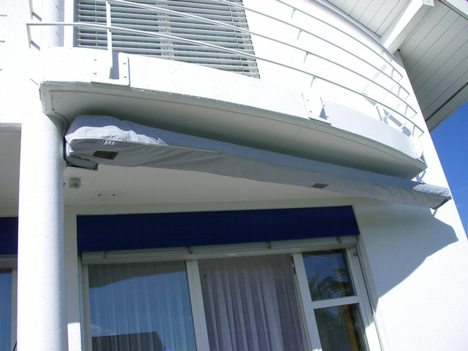 Радиусные маркизы