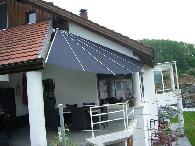 Радиусные маркизы