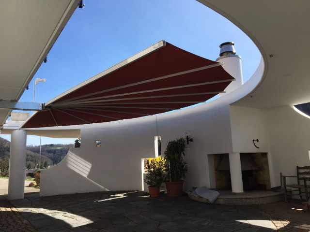 Радиусные маркизы